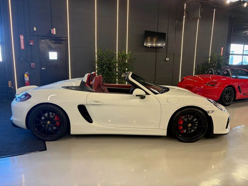 2016 Porsche 981 Boxster Spyder - Image 6 of 7