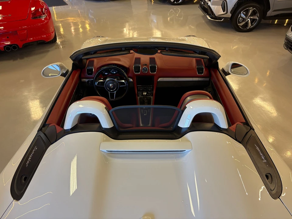 2016 Porsche 981 Boxster Spyder - Image 7 of 7