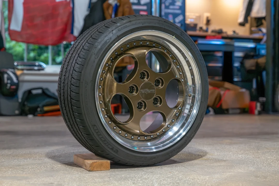 Porsche 964 Carrera - Image 12 of 31