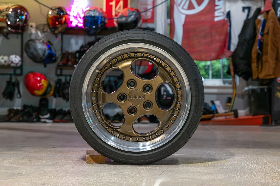 Porsche 964 Carrera - Image 5 of 31