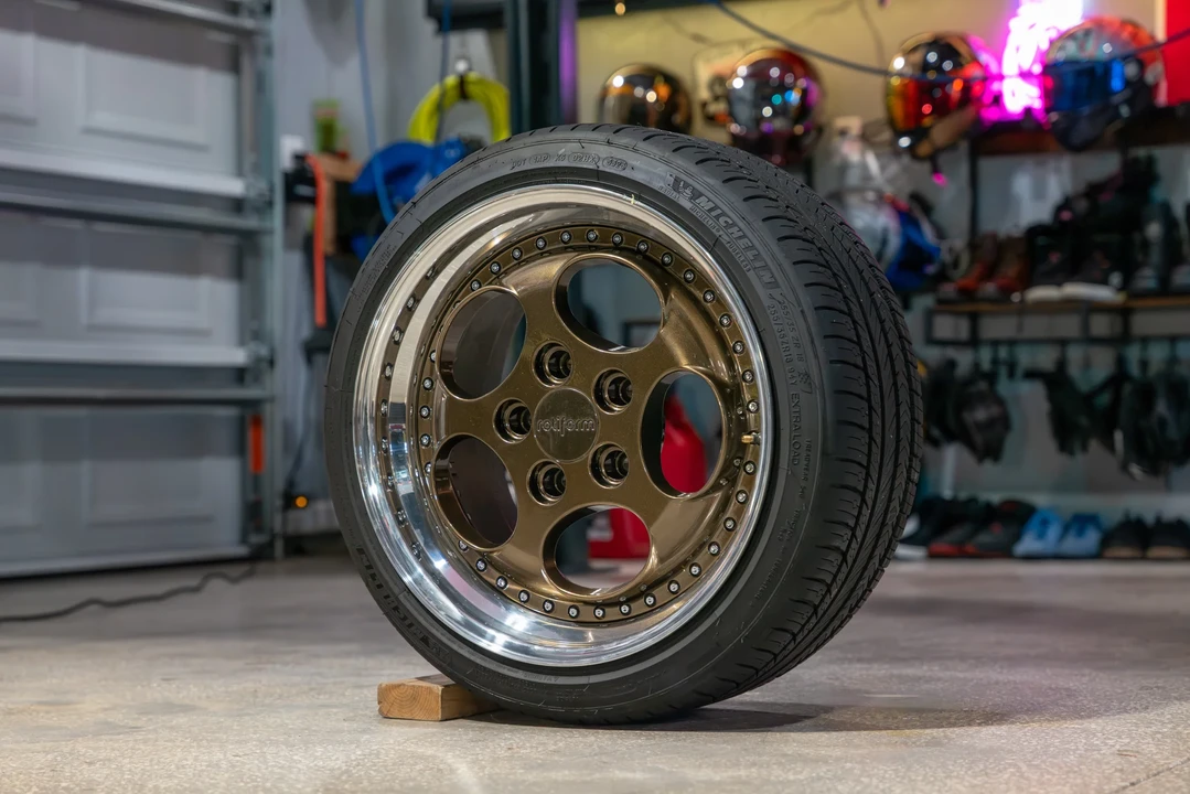 Porsche 964 Carrera - Image 11 of 31