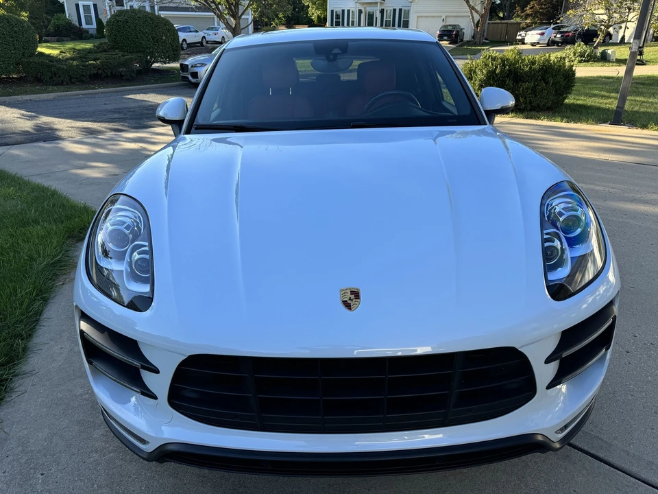 2018 Porsche Macan Turbo - Image 11 of 22