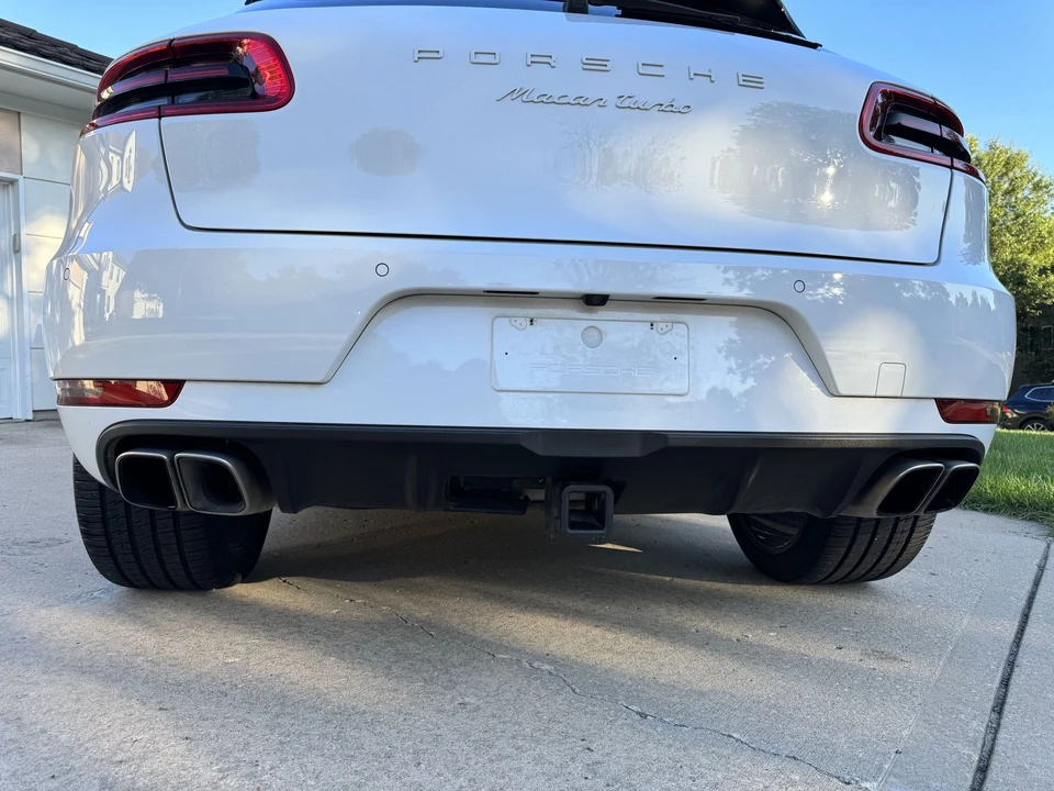 2018 Porsche Macan Turbo - Image 21 of 22