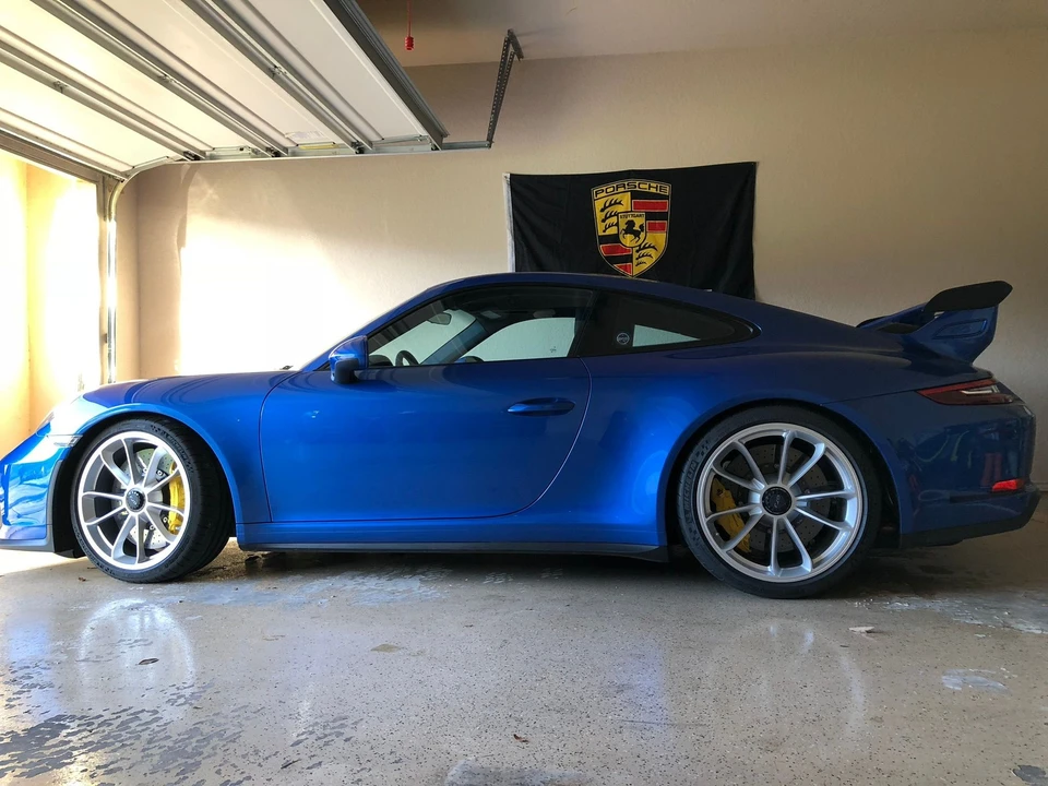 2018 Porsche 991 GT3 - Image 2 of 5
