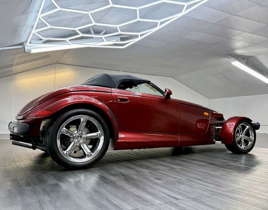 2002 Plymouth Prowler - Image 15 of 31