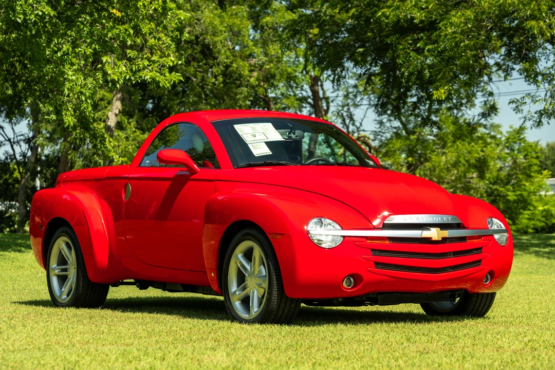 2006 Chevrolet SSR - Image 8 of 31
