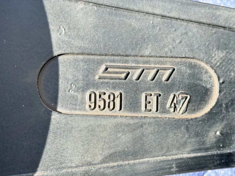 Porsche 911 - Image 13 of 17