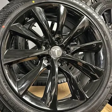 Tesla Model 3 Winter Kit