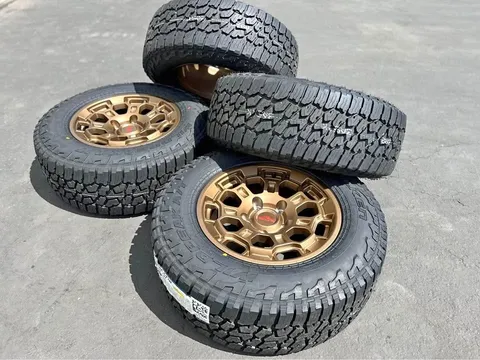 TRD Style 18-inch 5x150 Wheels Rims with A/T Tires for Toyota Tundra Sequoia