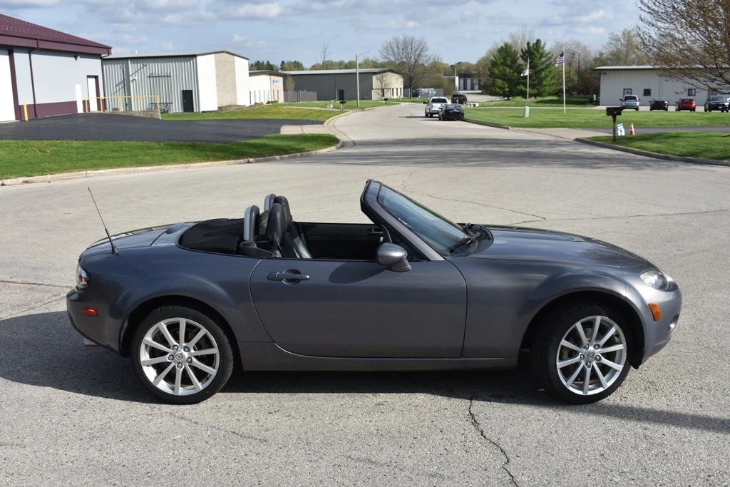 2006 Mazda NC MX-5 Miata - Image 27 of 31