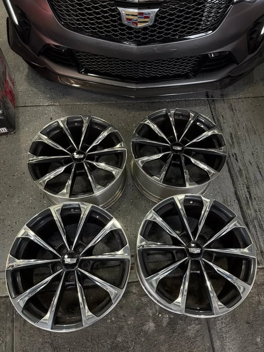 Cadillac CT4-V Blackwing - Image 2 of 10