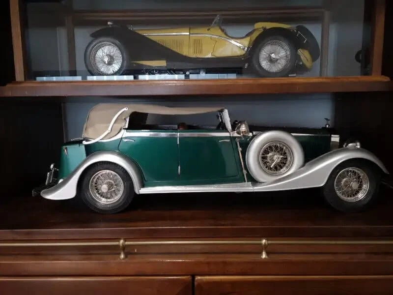 Parts & Memorabilia Scale Models - Image 4 of 7