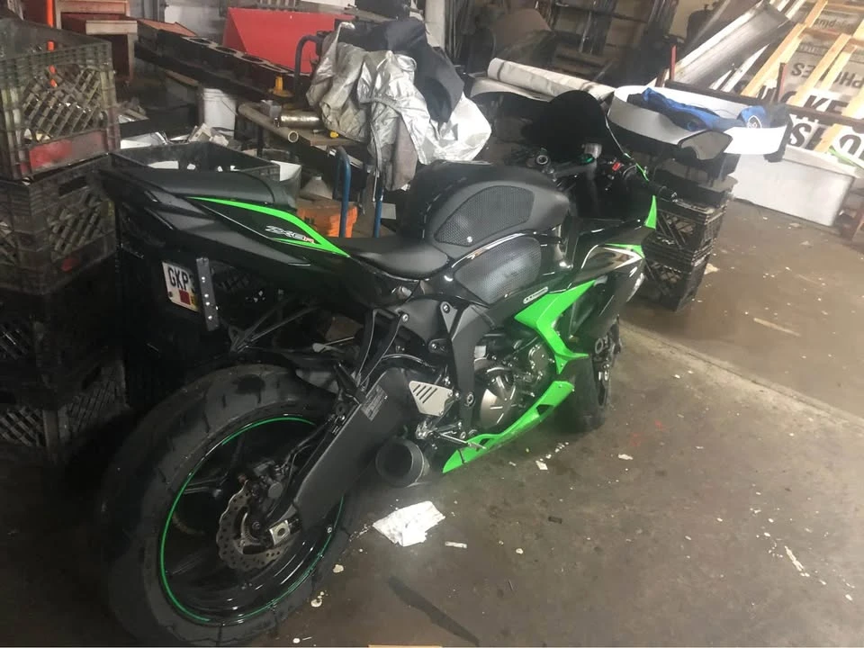 2018 Kawasaki Ninja - Image 3 of 8