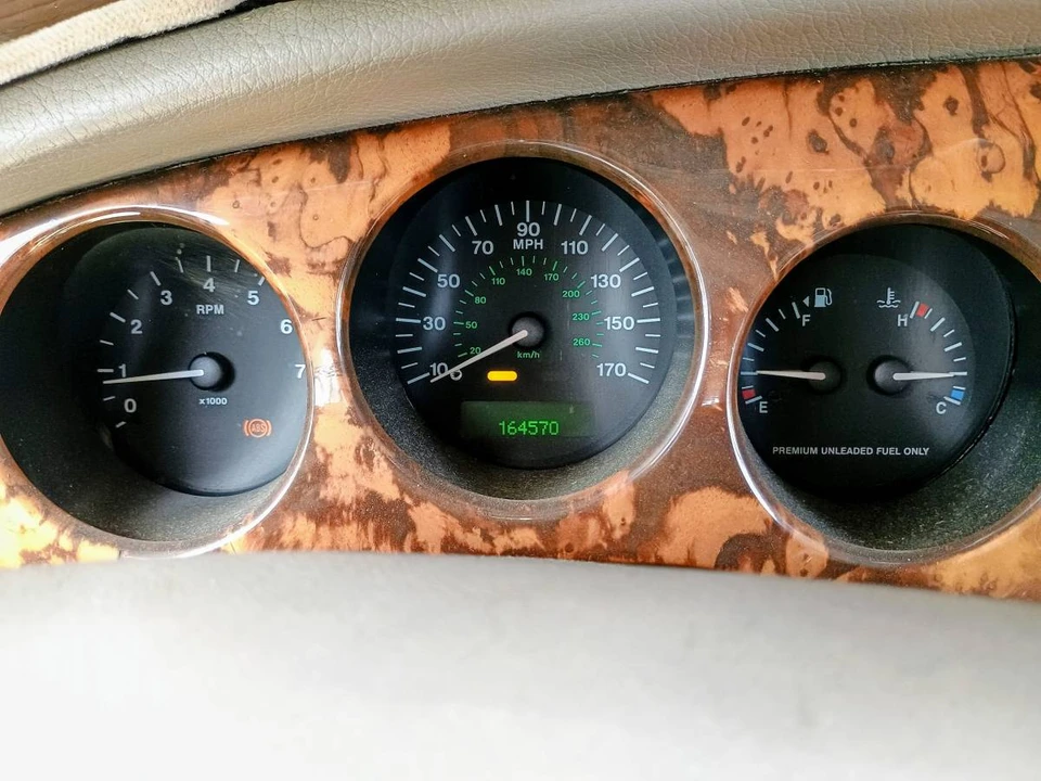 1997 Jaguar X100 XK8 - Image 12 of 14