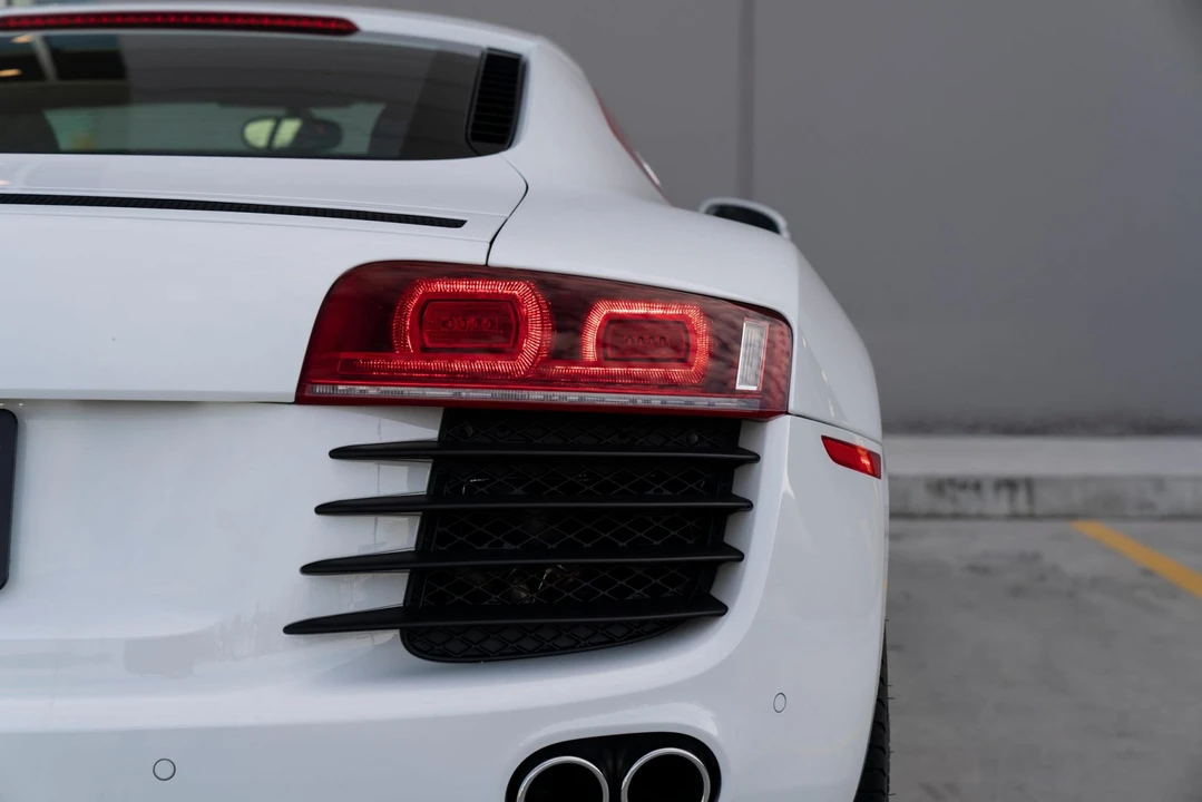 2012 Audi 42 R8 - Image 22 of 31