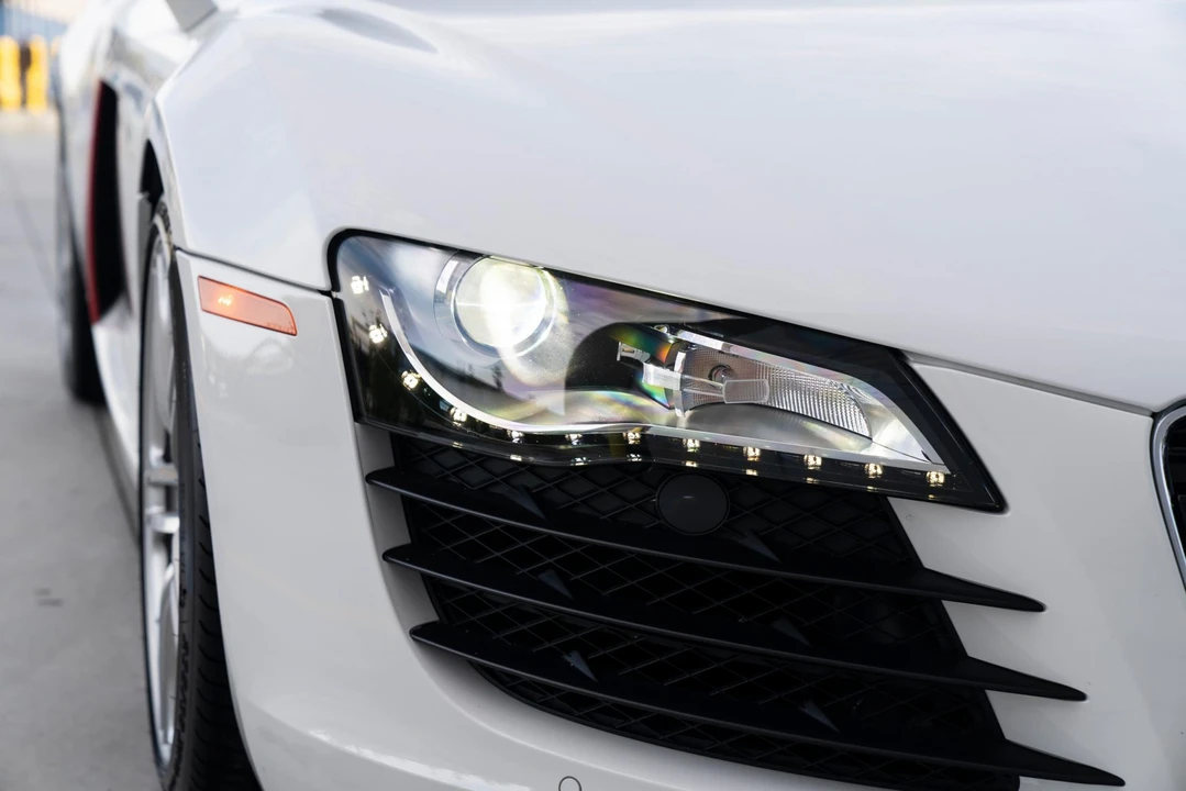 2012 Audi 42 R8 - Image 25 of 31