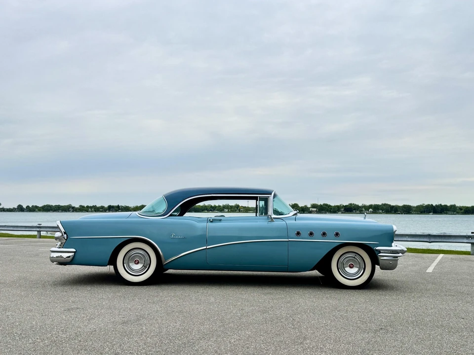 1955 Buick Super - Image 22 of 31