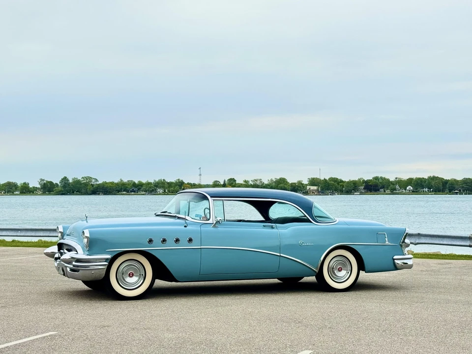 1955 Buick Super - Image 8 of 31