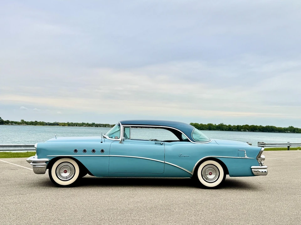 1955 Buick Super - Image 10 of 31