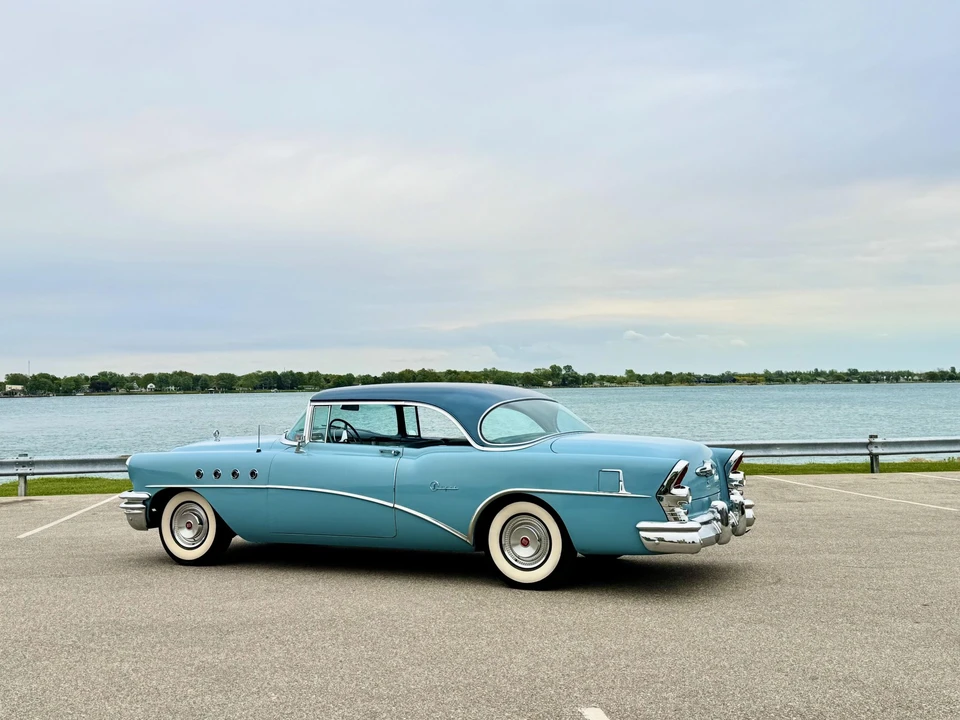 1955 Buick Super - Image 11 of 31