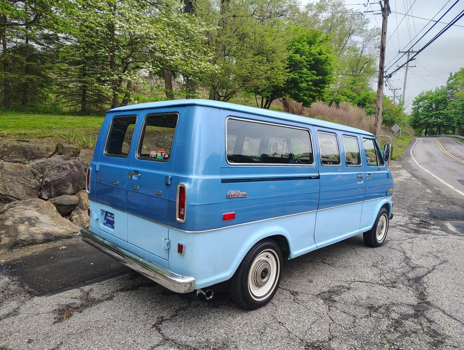 1972 Ford Econoline Van - Image 23 of 31