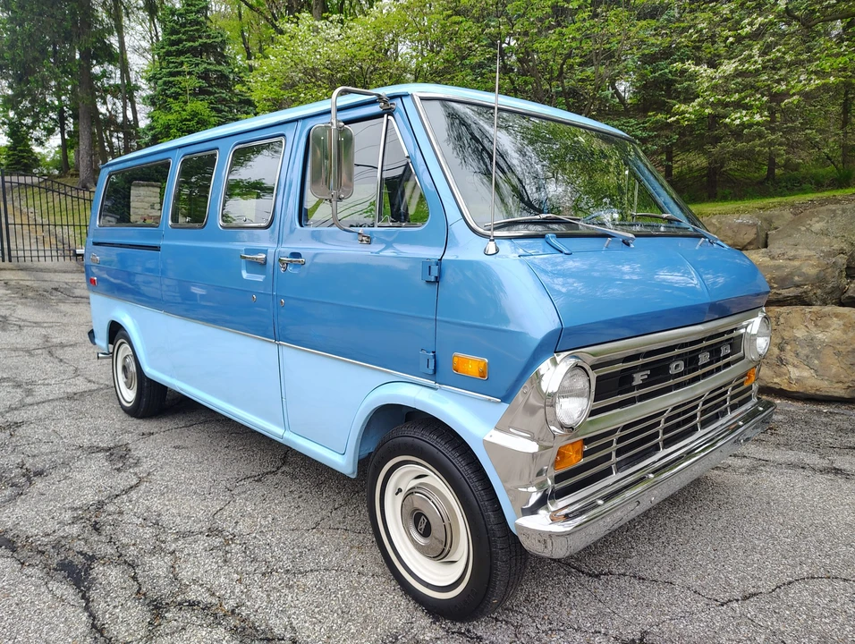 1972 Ford Econoline Van - Image 8 of 31