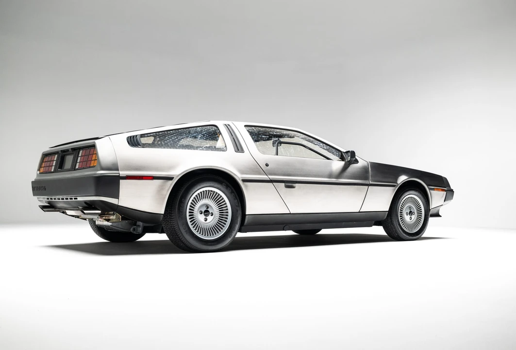 1982 DeLorean DMC-12 - Image 30 of 31