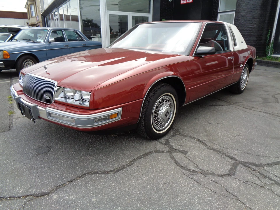1986 Buick Riviera 4th-7th Gen - Image 11 of 31