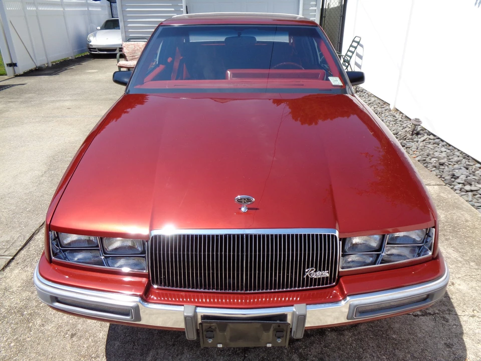 1986 Buick Riviera 4th-7th Gen - Image 3 of 31