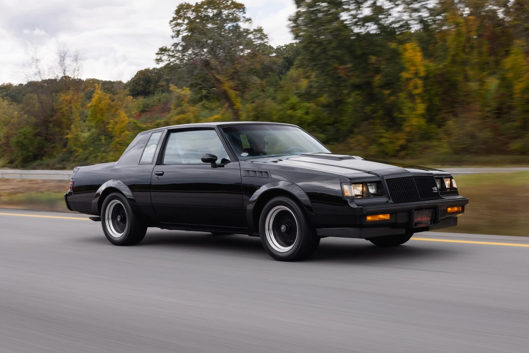1987 Buick Grand National GNX - Image 24 of 31