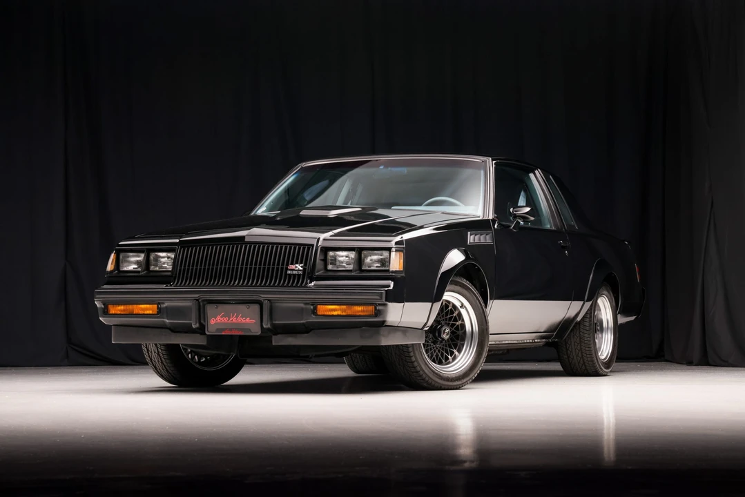 1987 Buick Grand National GNX - Image 3 of 31