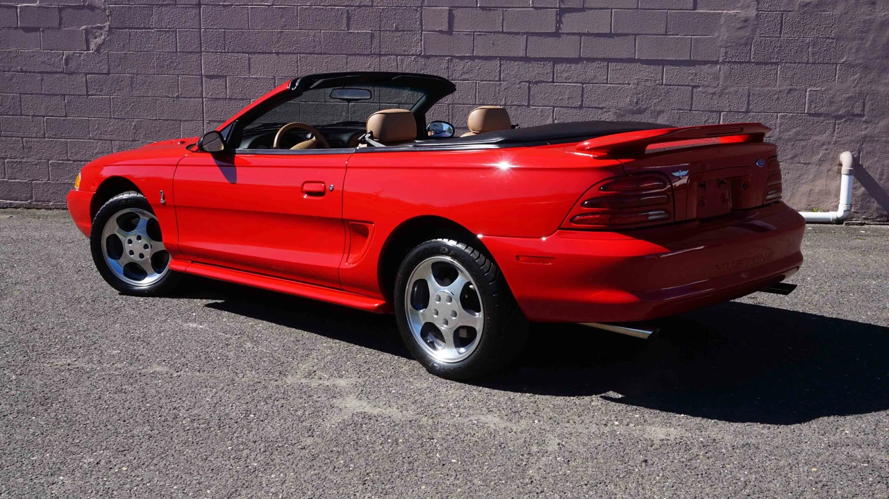 1994 Ford SN95 Mustang Cobra - Image 27 of 31