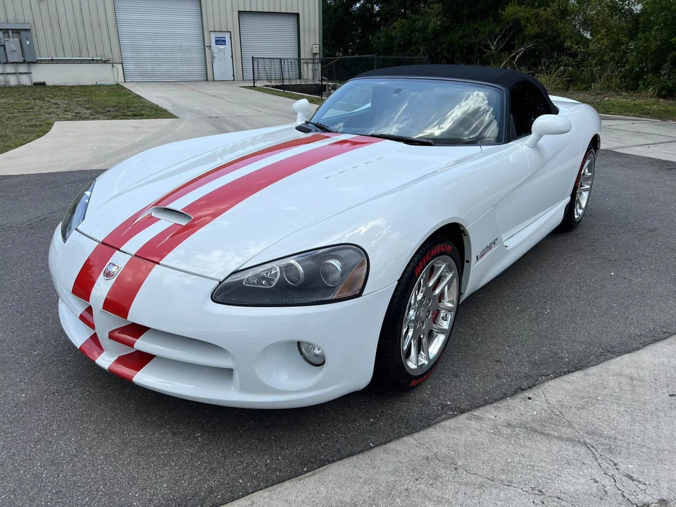 2004 Dodge Viper 3rd Gen - Image 11 of 31