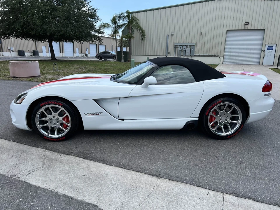 2004 Dodge Viper 3rd Gen - Image 12 of 31