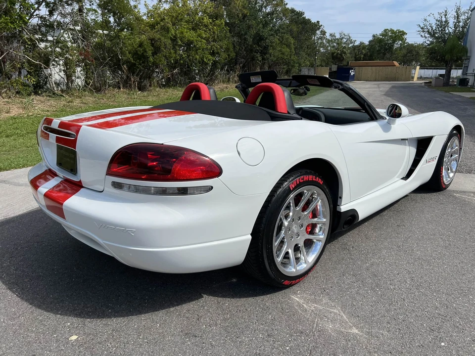 2004 Dodge Viper 3rd Gen - Image 7 of 31