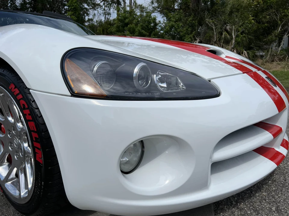 2004 Dodge Viper 3rd Gen - Image 21 of 31