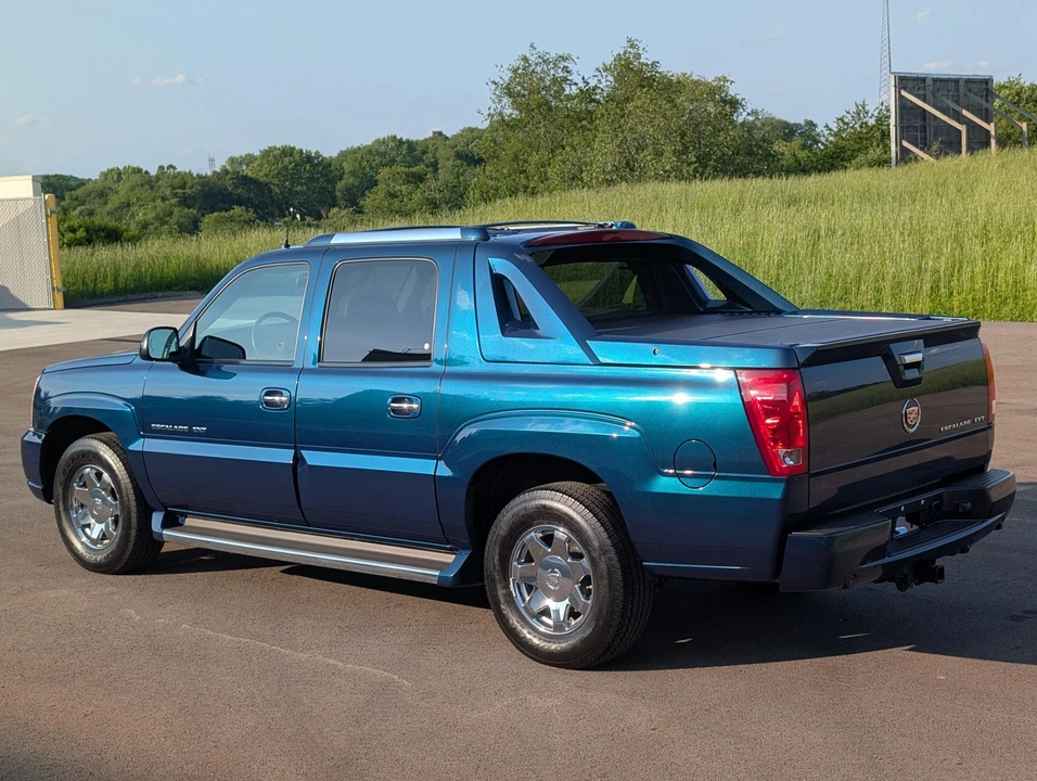 2005 Cadillac Escalade & EXT 2nd Gen - Image 27 of 31