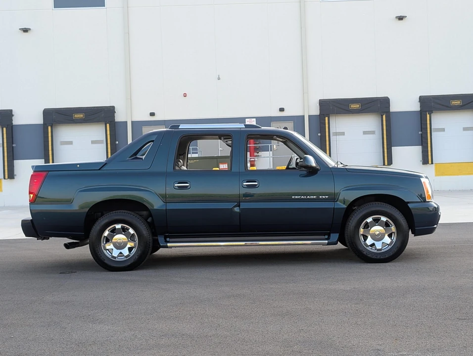 2005 Cadillac Escalade & EXT 2nd Gen - Image 23 of 31