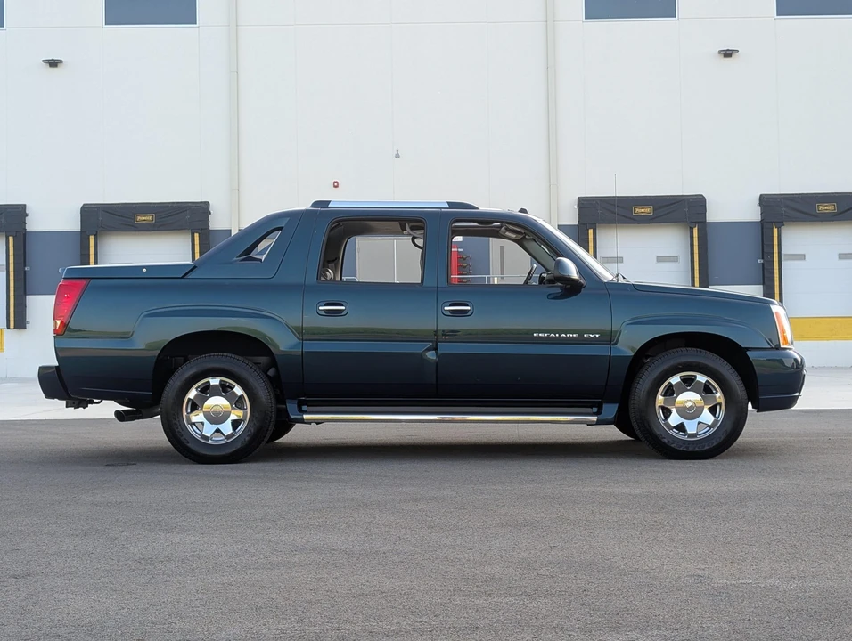 2005 Cadillac Escalade & EXT 2nd Gen - Image 13 of 31