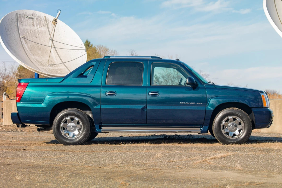 2005 Cadillac Escalade & EXT 2nd Gen - Image 15 of 31