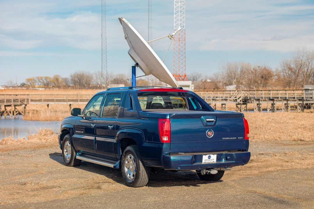 2005 Cadillac Escalade & EXT 2nd Gen - Image 10 of 31