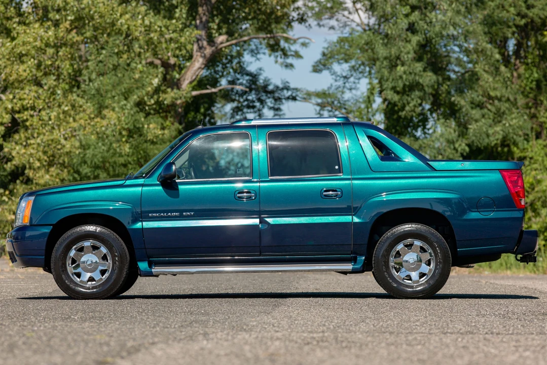 2005 Cadillac Escalade & EXT 2nd Gen - Image 28 of 31