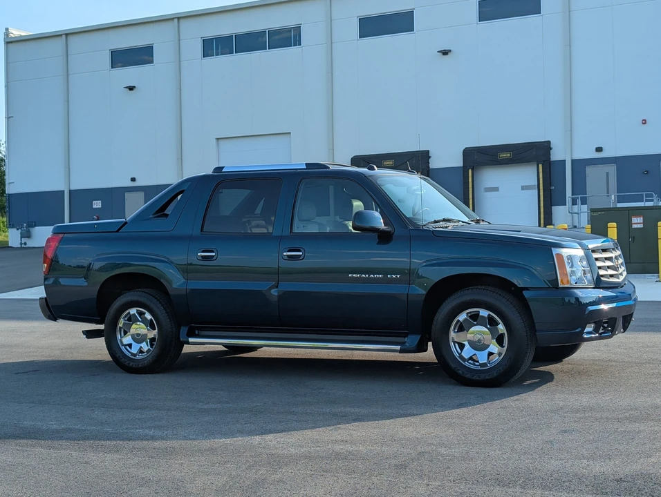 2005 Cadillac Escalade & EXT 2nd Gen - Image 11 of 31