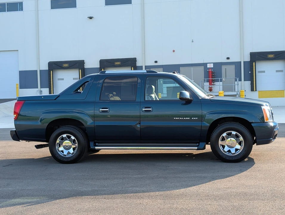 2005 Cadillac Escalade & EXT 2nd Gen - Image 27 of 31