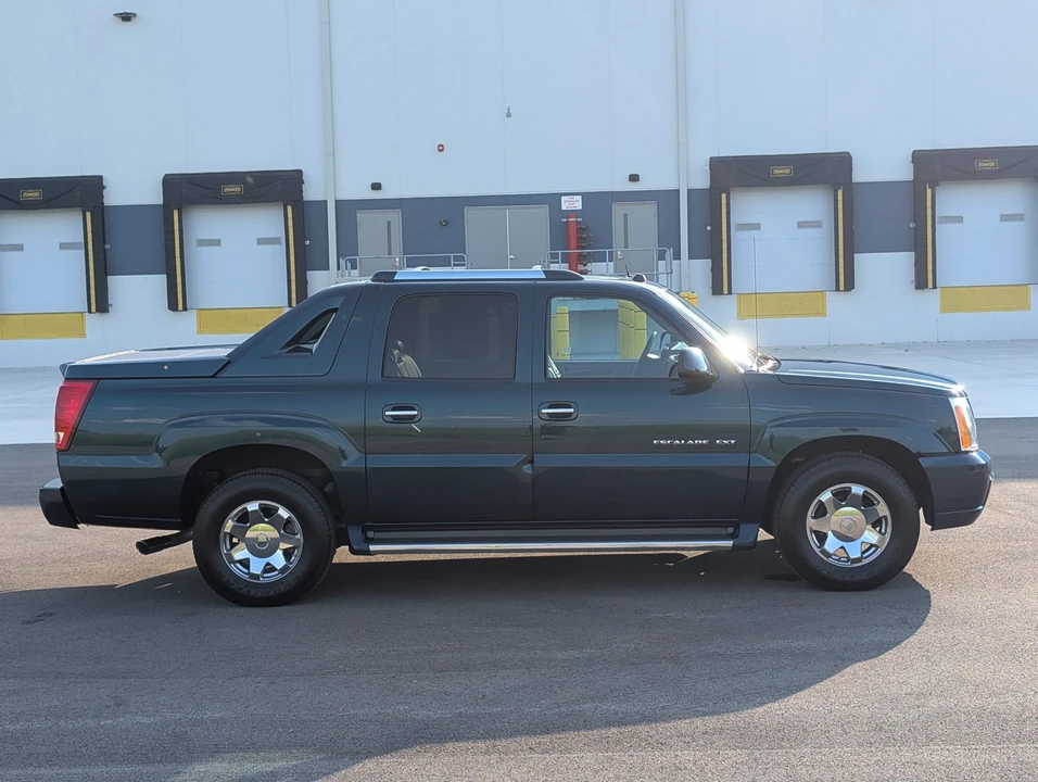 2005 Cadillac Escalade & EXT 2nd Gen - Image 18 of 31