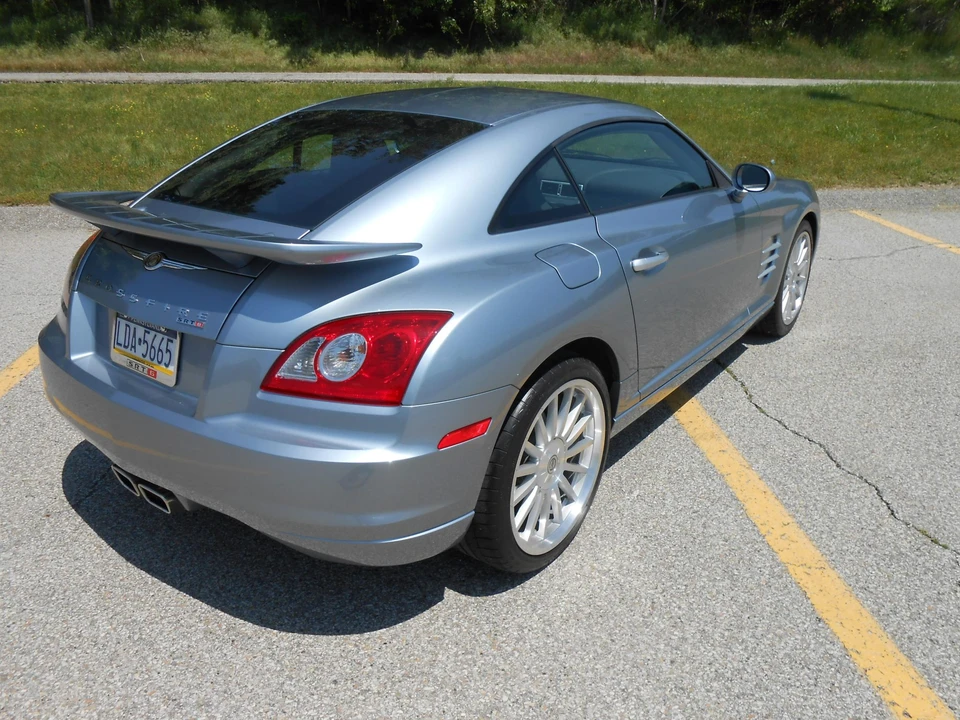 2005 Chrysler Crossfire - Image 10 of 31
