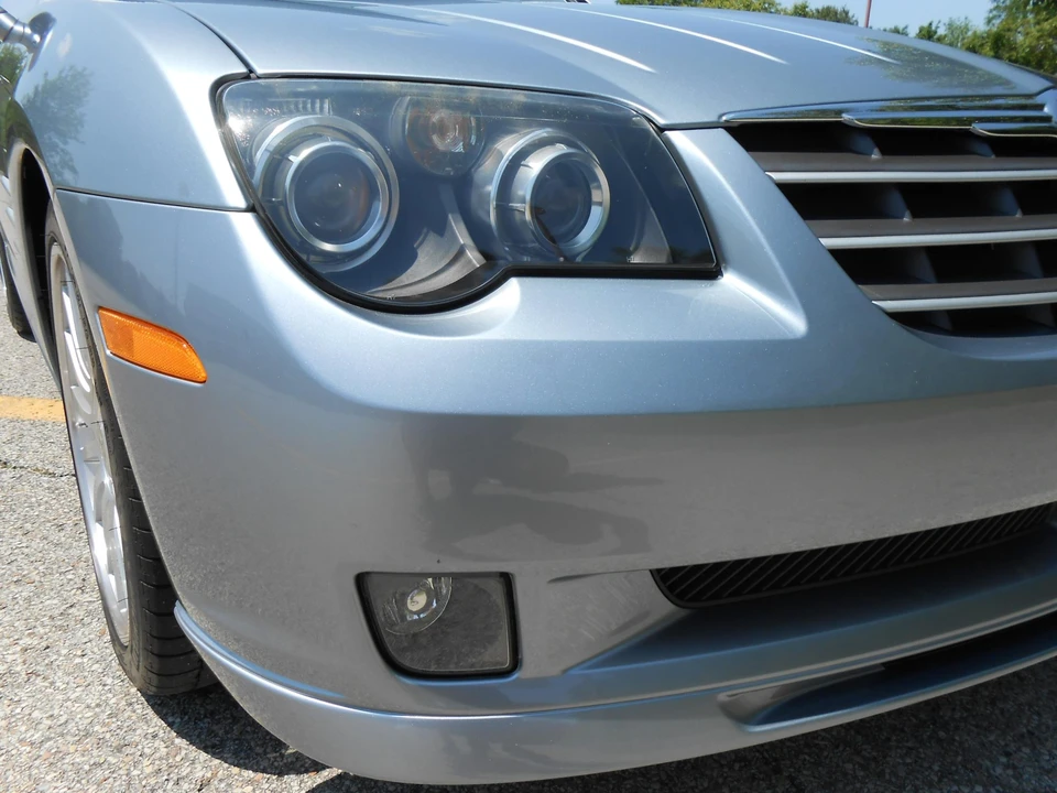 2005 Chrysler Crossfire - Image 18 of 31