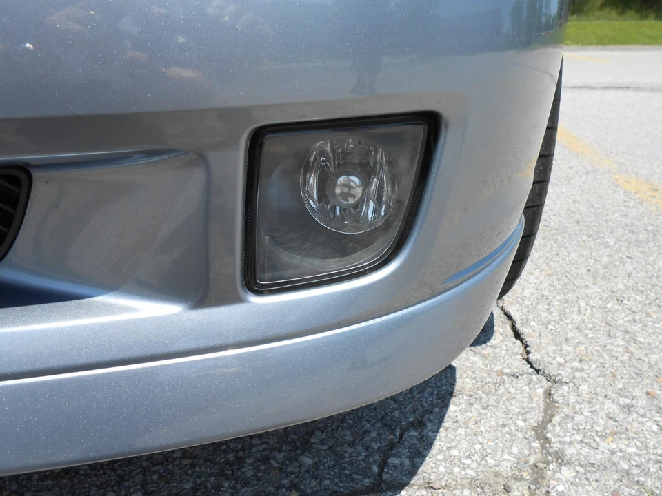 2005 Chrysler Crossfire - Image 25 of 31