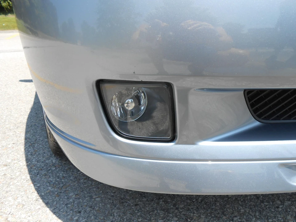 2005 Chrysler Crossfire - Image 24 of 31