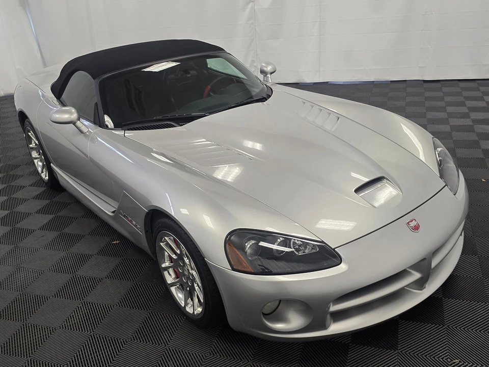2005 Dodge Viper 3rd Gen - Image 14 of 31